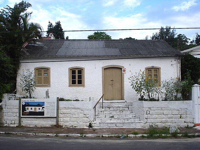 Antiga Casa da Terra / Casa de Cultura de Torres